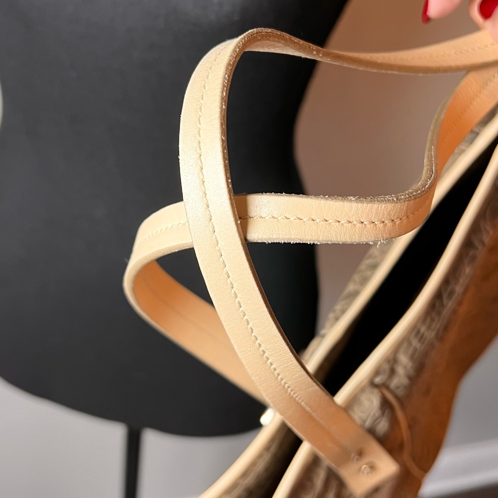 Salvatore Ferragamo Beige Monogram Tote - Picture 10 of 13